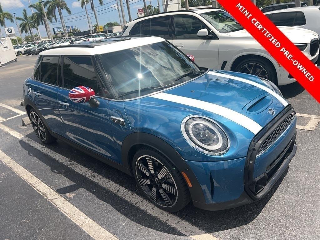 used 2024 MINI Hardtop car, priced at $27,128
