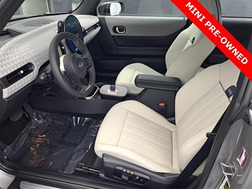 used 2025 MINI Hardtop car, priced at $36,995