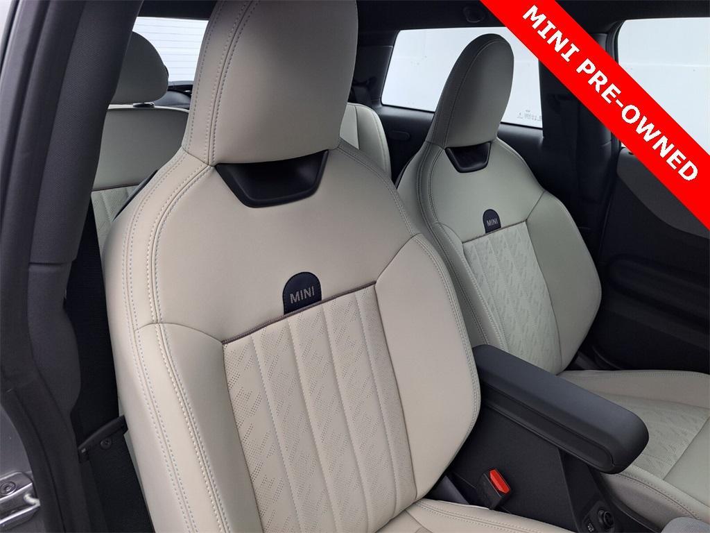 used 2025 MINI Hardtop car, priced at $36,995