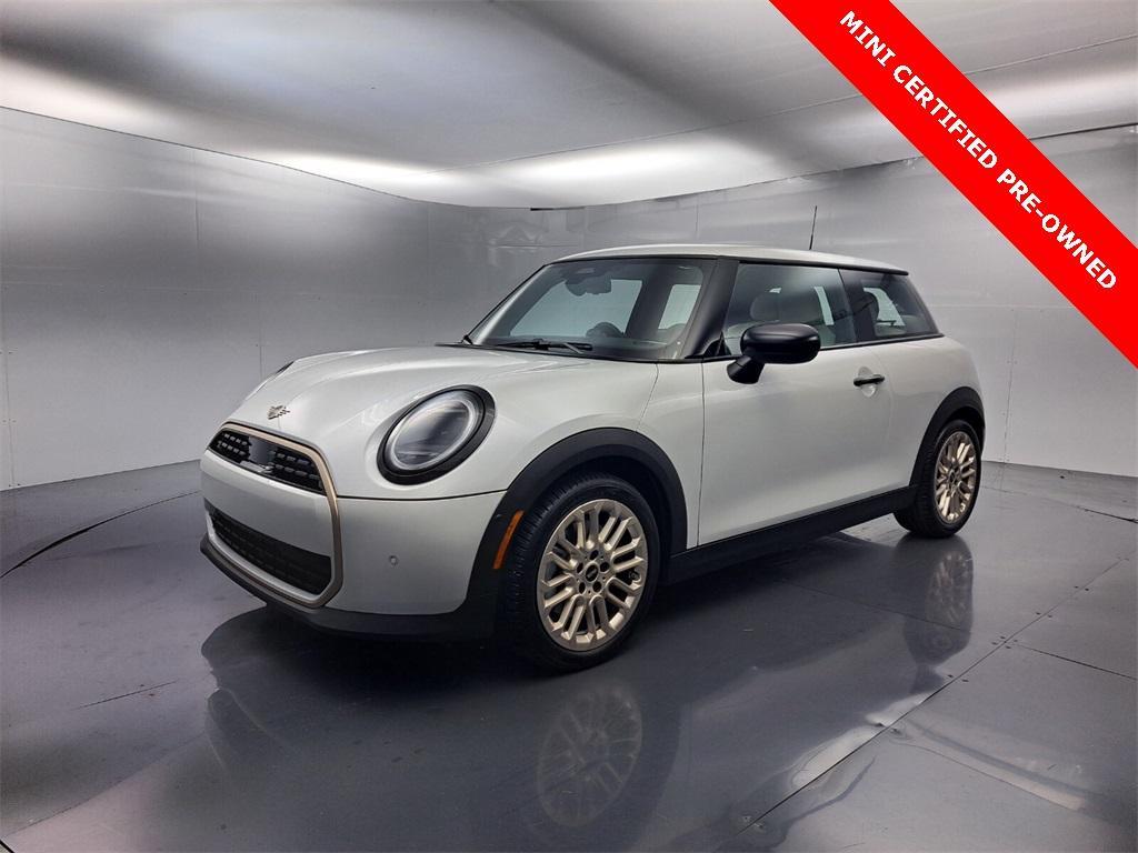 used 2025 MINI Hardtop car, priced at $29,495