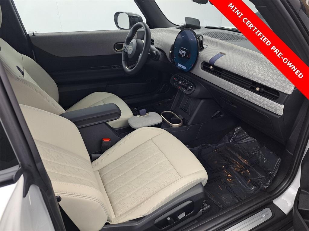 used 2025 MINI Hardtop car, priced at $29,495