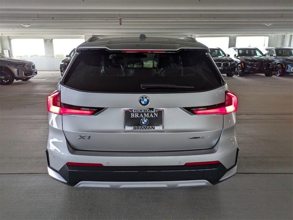 new 2025 BMW X1 car
