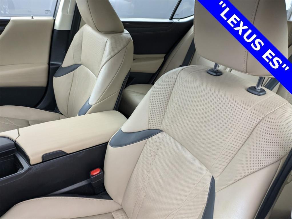 used 2019 Lexus ES 350 car, priced at $27,000