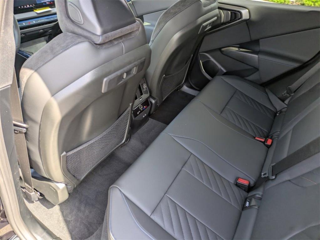 new 2025 BMW X3 car
