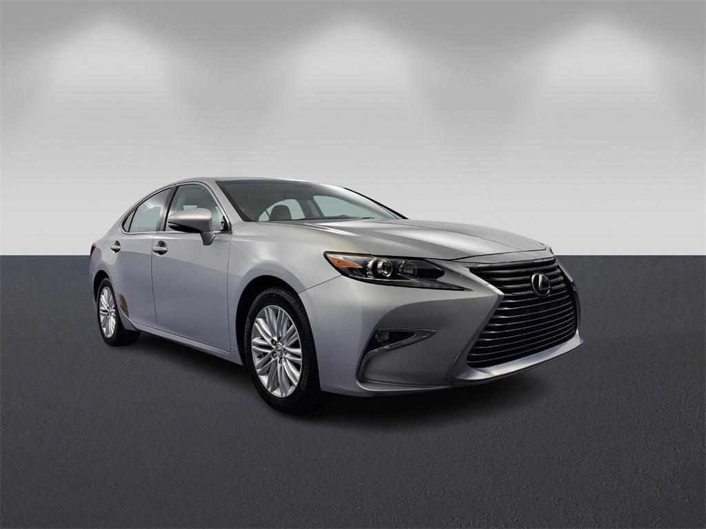 used 2016 Lexus ES 350 car, priced at $23,604