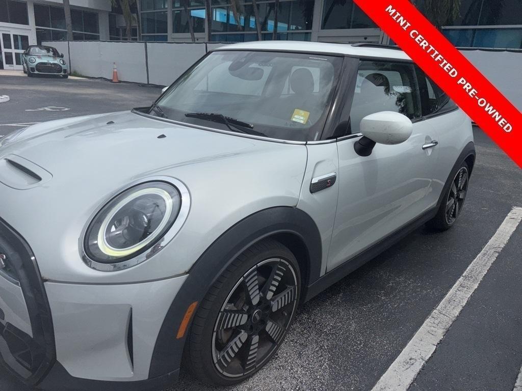 used 2023 MINI Hardtop car, priced at $28,218