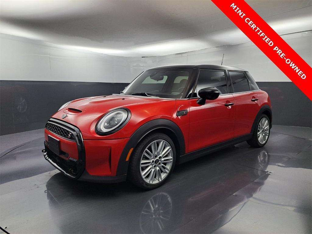 used 2023 MINI Hardtop car, priced at $25,995
