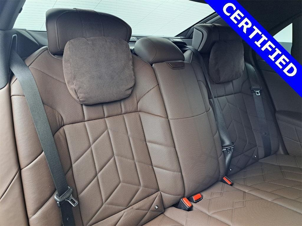 used 2024 BMW i7 car, priced at $100,908