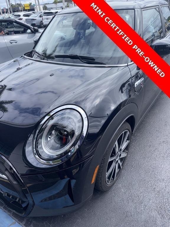 used 2023 MINI Hardtop car, priced at $27,329