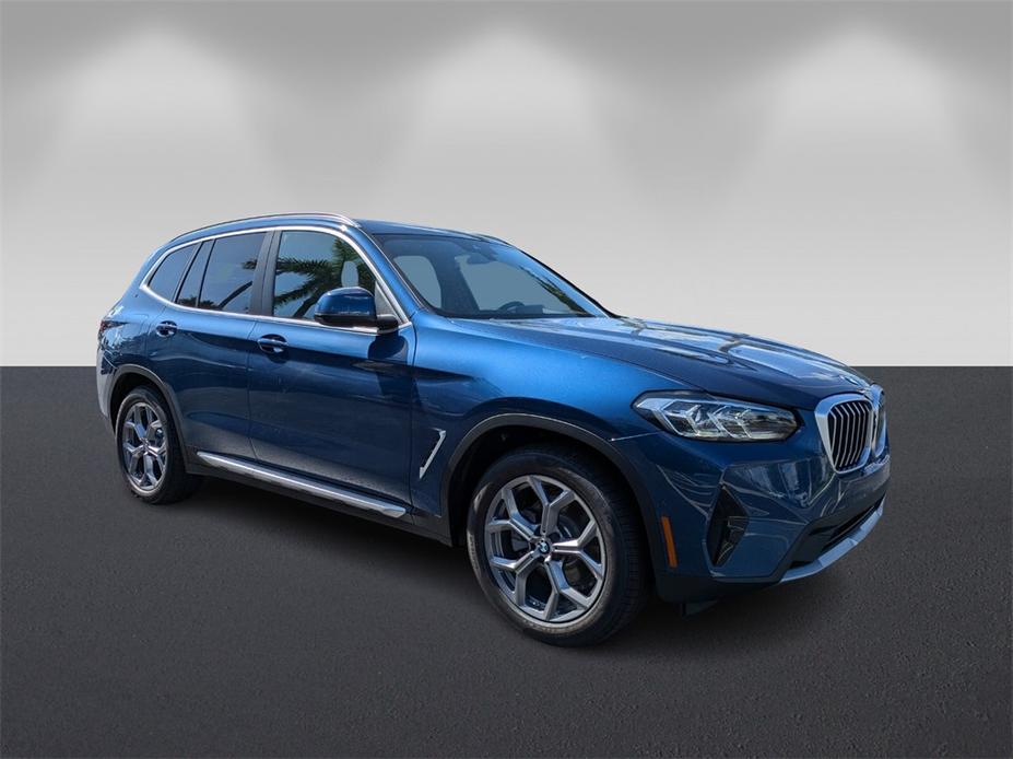 new 2024 BMW X3 car