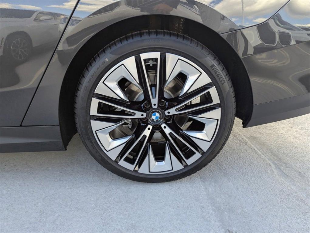 new 2026 BMW 530 car