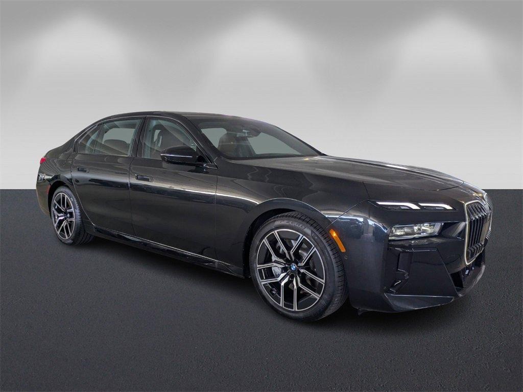 new 2025 BMW 760 car
