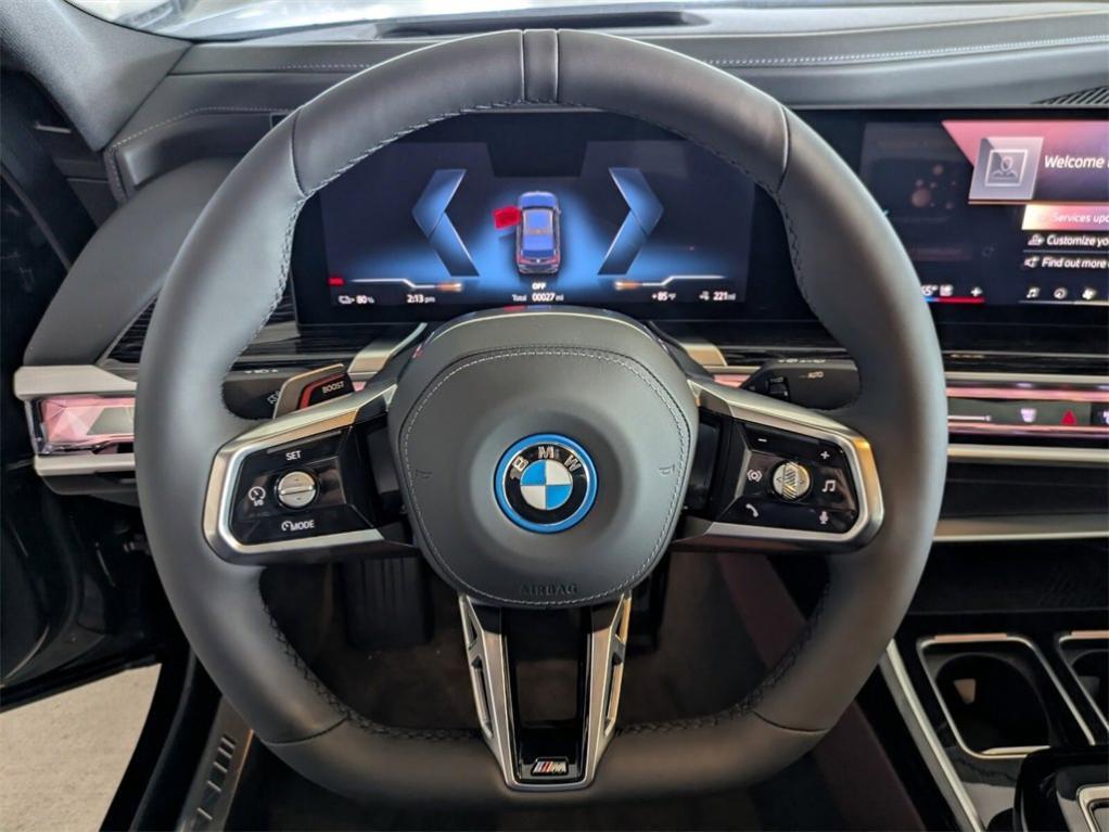 new 2025 BMW i7 car
