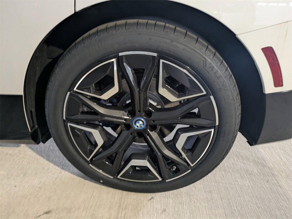 new 2025 BMW iX car