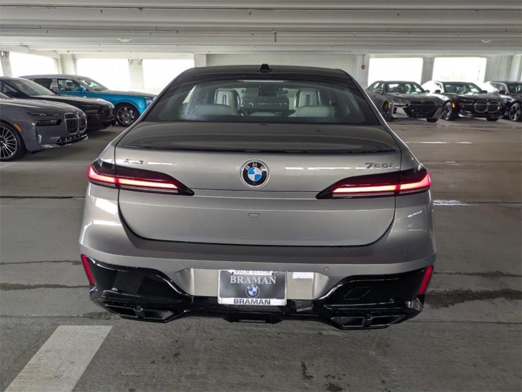 new 2025 BMW 760 car