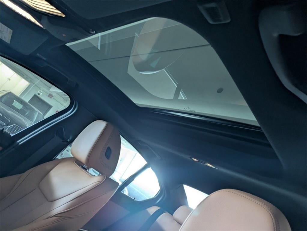 new 2025 BMW 330 car