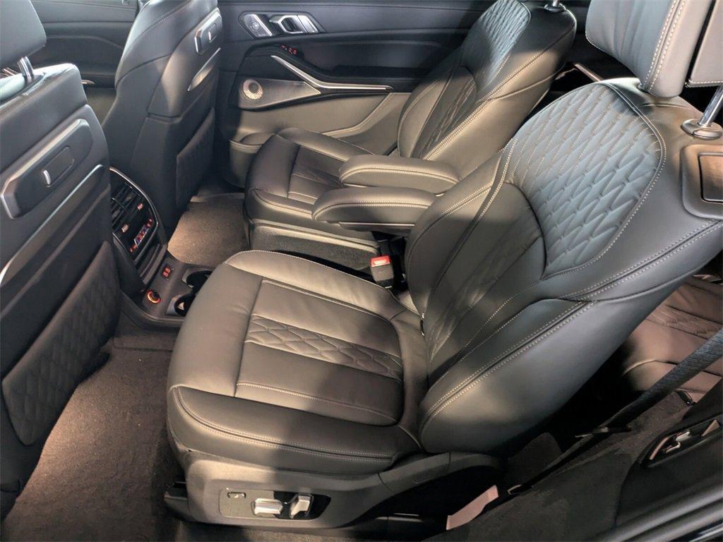 new 2026 BMW ALPINA XB7 car