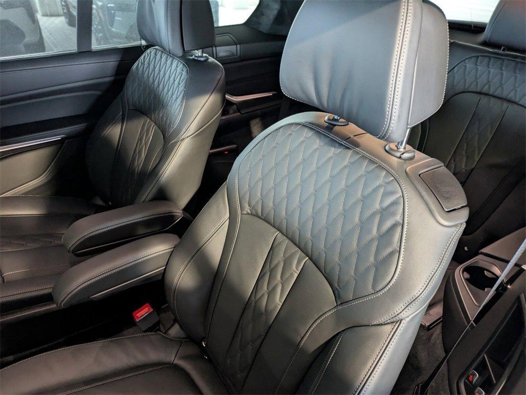 new 2026 BMW ALPINA XB7 car