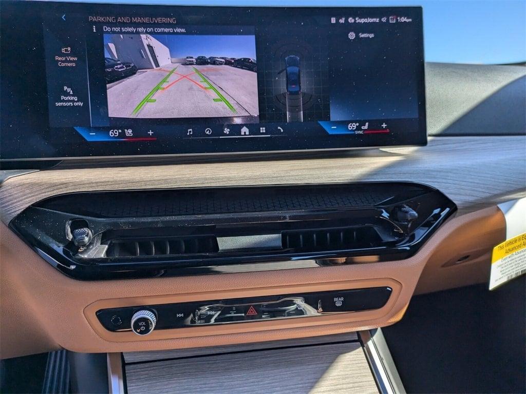 new 2025 BMW 330 car
