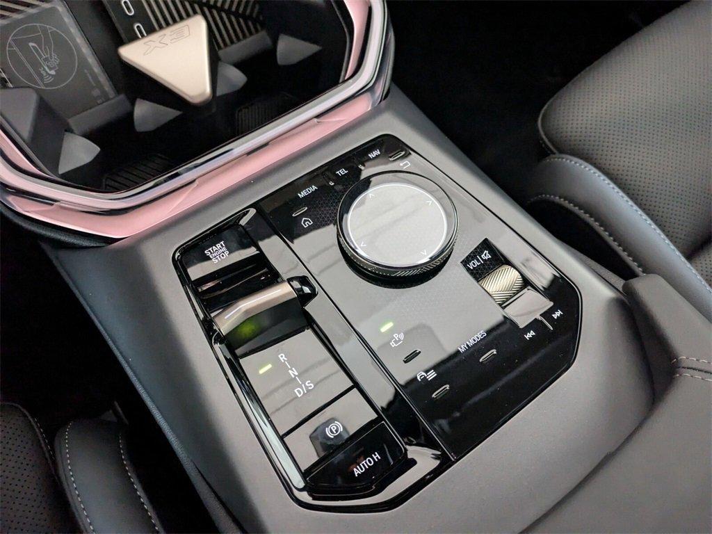 new 2025 BMW X3 car