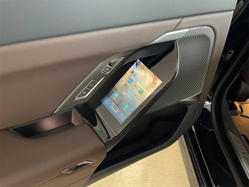 new 2025 BMW 750e car