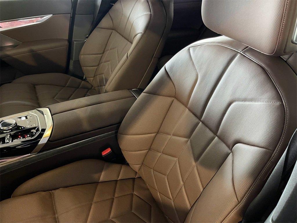 new 2025 BMW 750e car