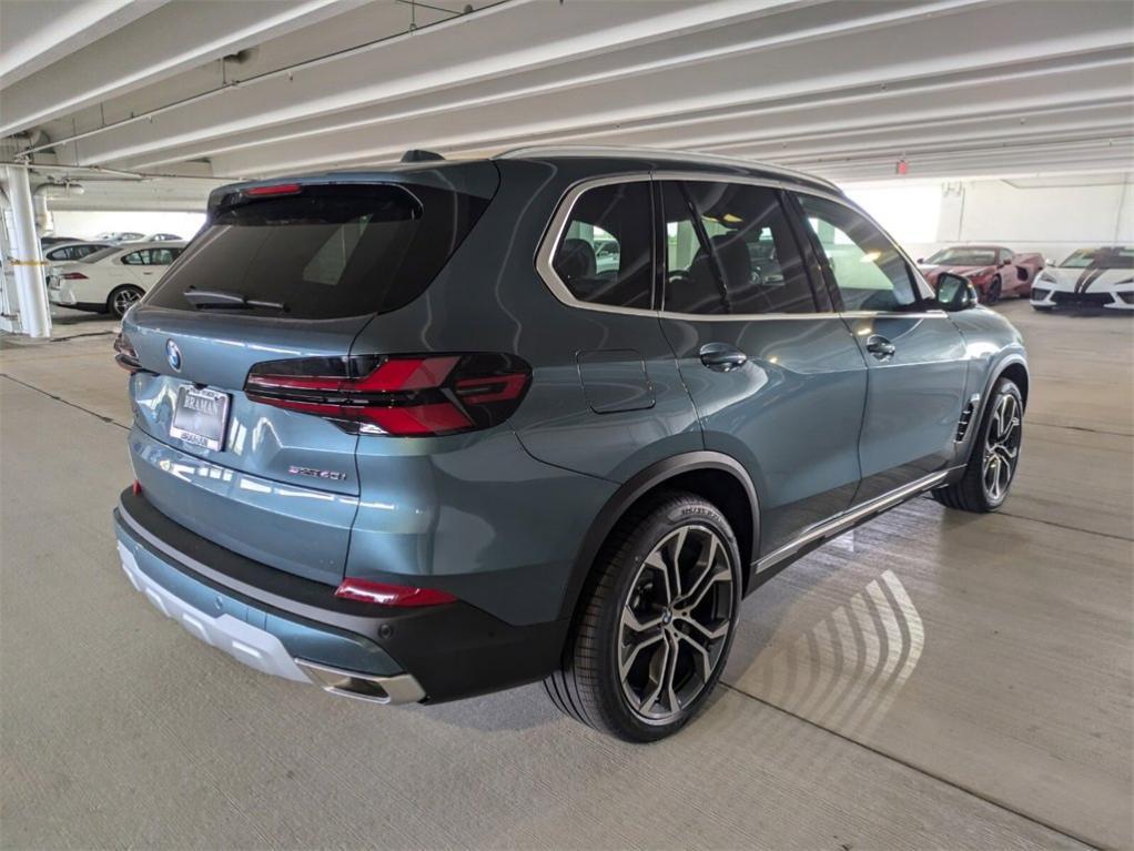 new 2025 BMW X5 car