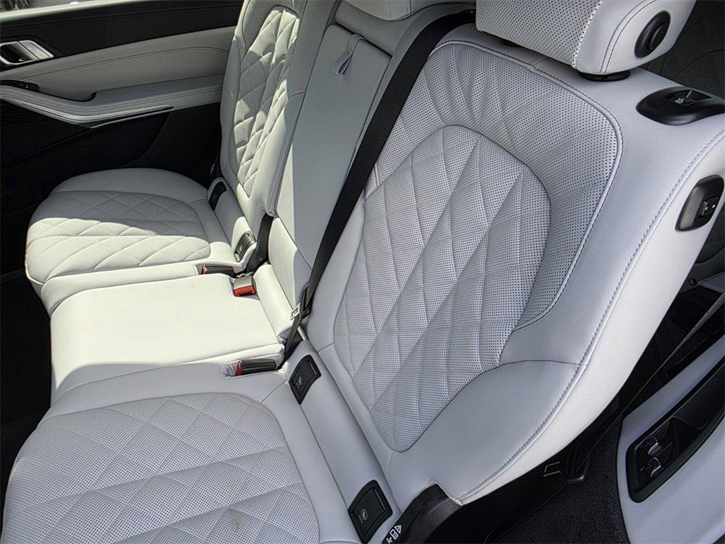 new 2026 BMW X7 car