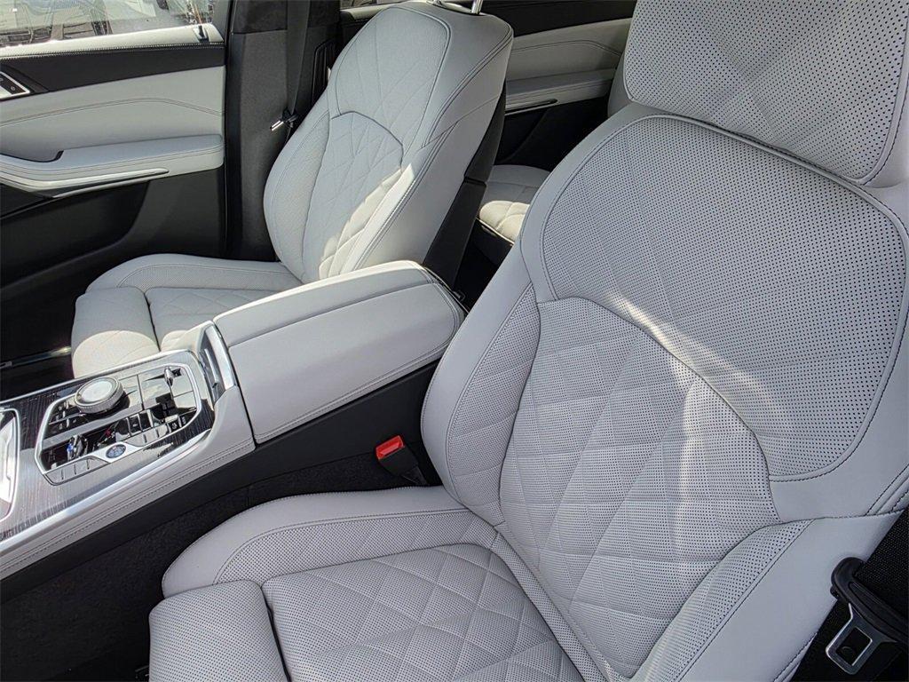new 2026 BMW X7 car