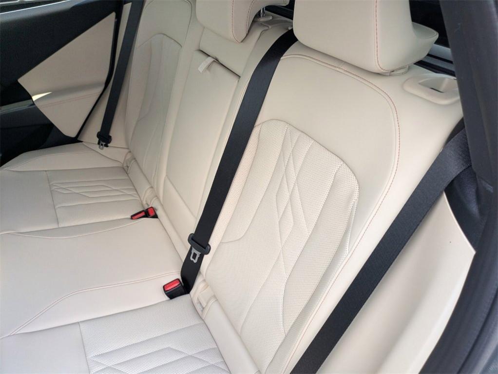 new 2025 BMW X3 car