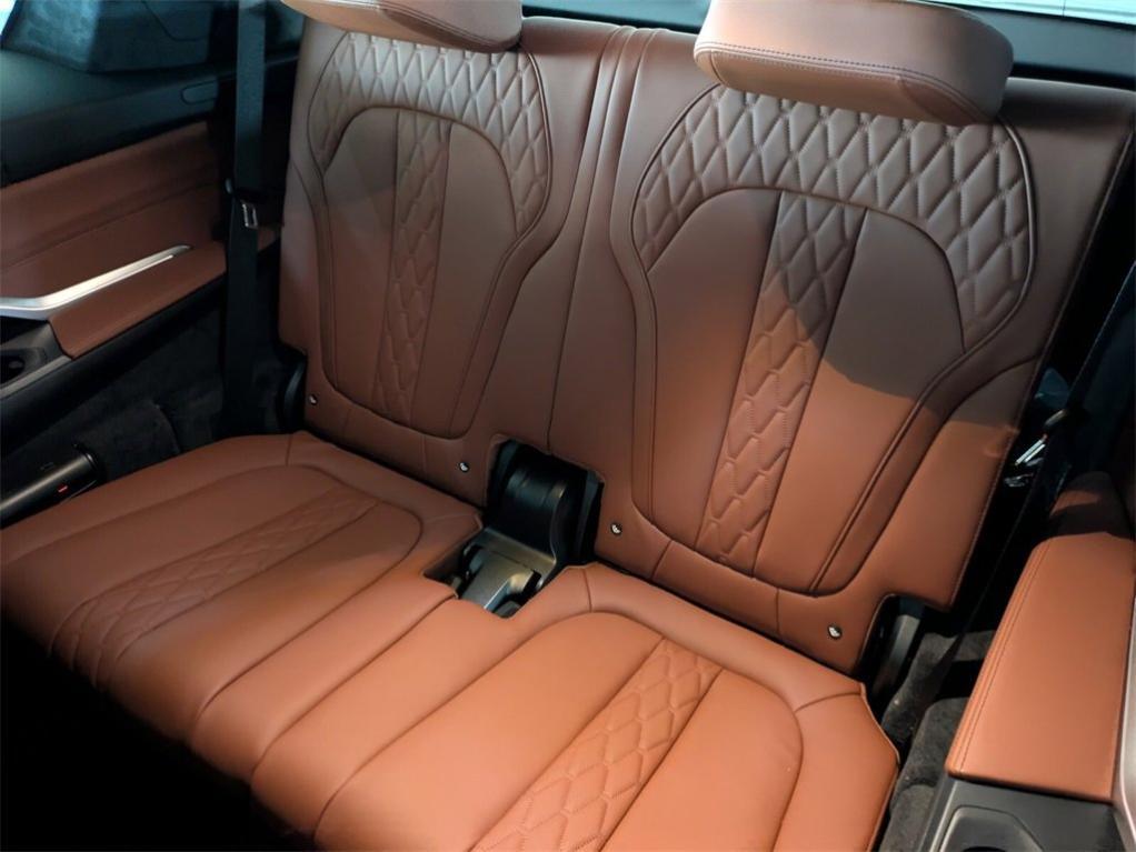 new 2026 BMW X7 car
