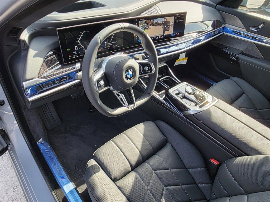 new 2025 BMW 760 car