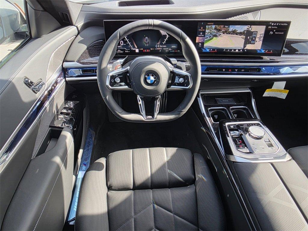 new 2025 BMW 760 car