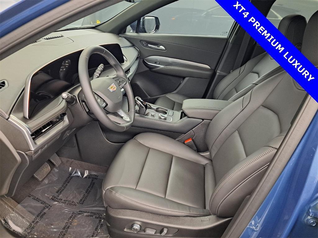 used 2025 Cadillac XT4 car, priced at $40,000