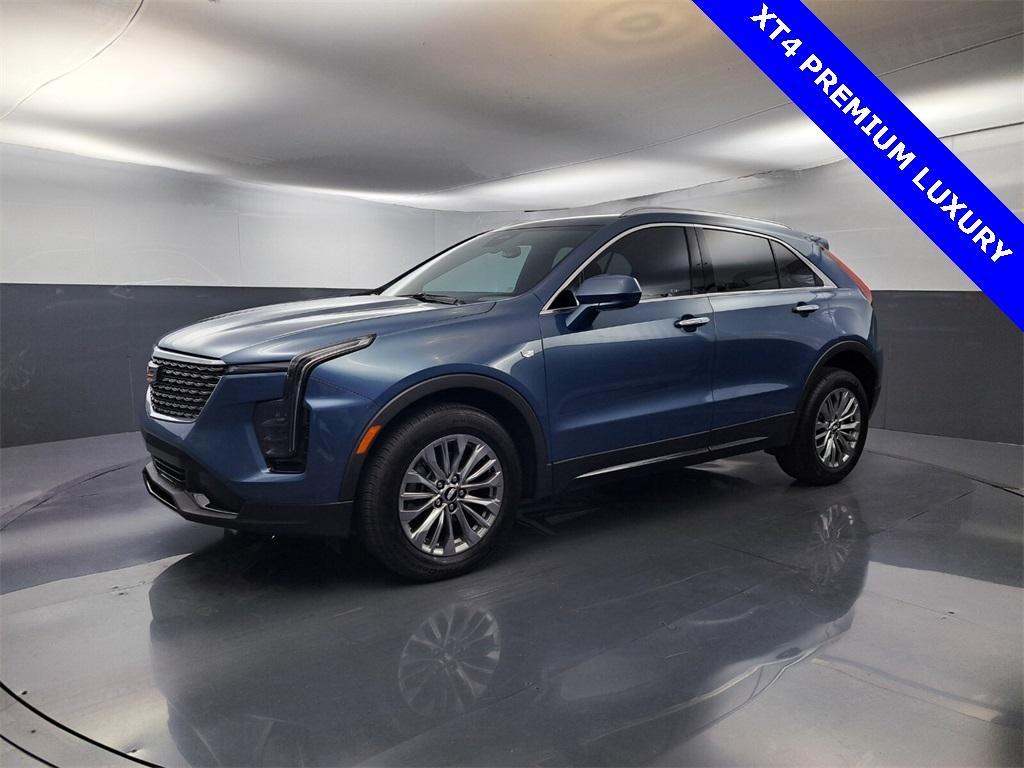 used 2025 Cadillac XT4 car, priced at $40,000