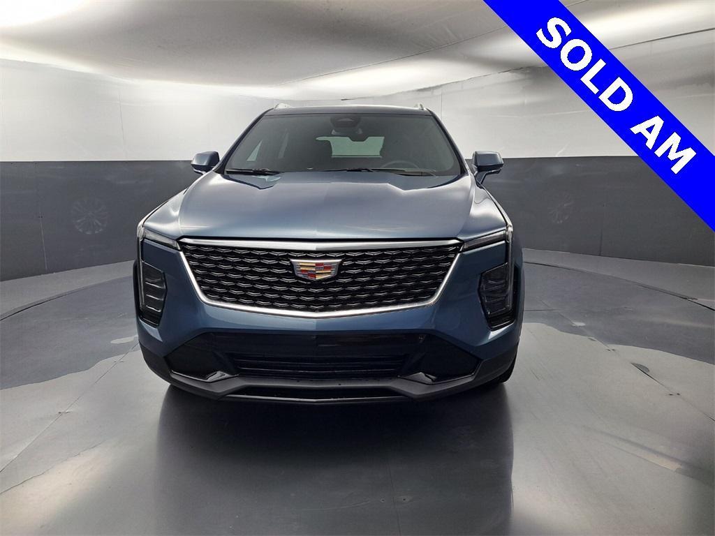 used 2025 Cadillac XT4 car, priced at $36,995