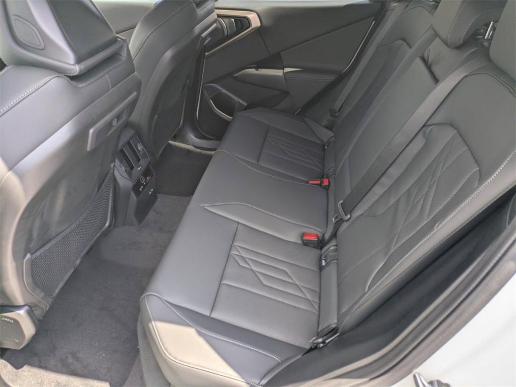 new 2025 BMW X3 car