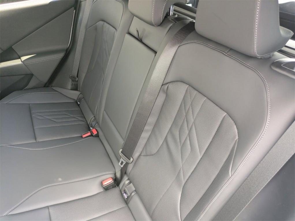 new 2025 BMW X3 car