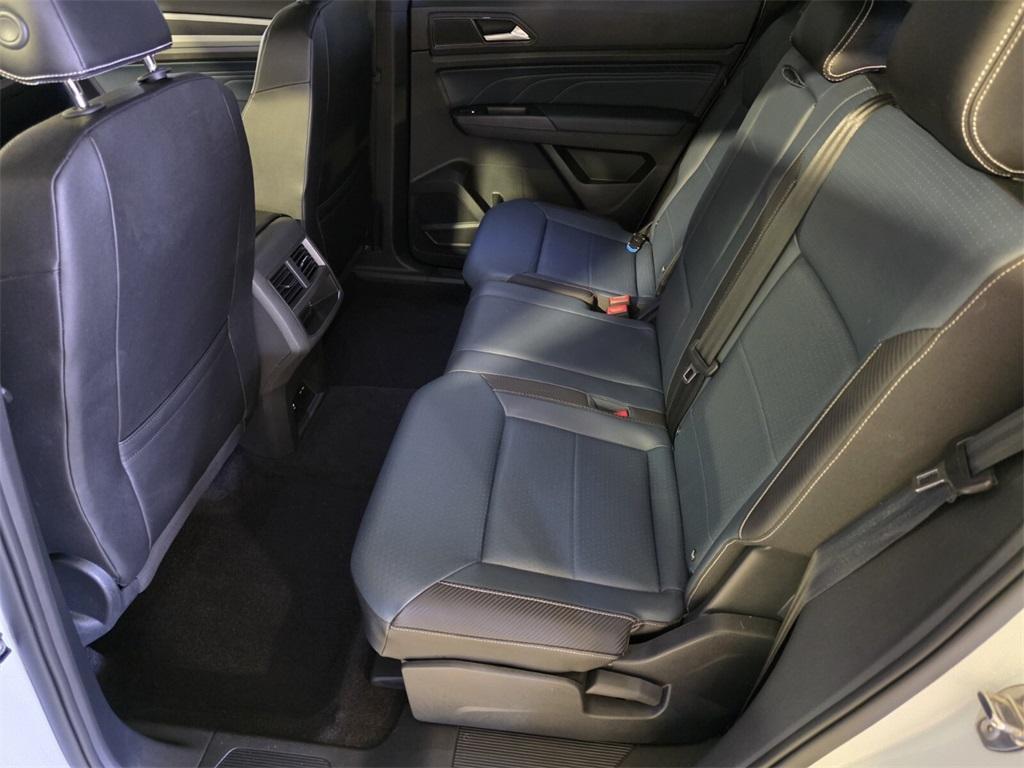 used 2021 Volkswagen Atlas Cross Sport car, priced at $31,995