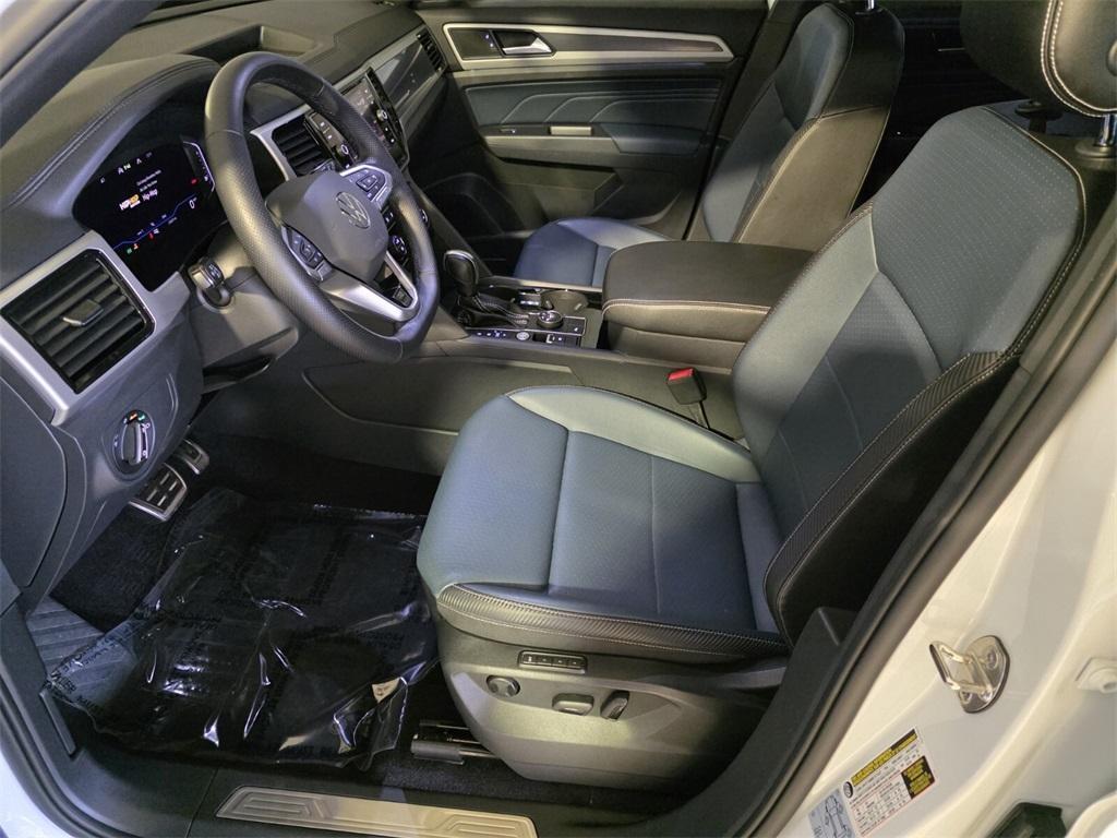 used 2021 Volkswagen Atlas Cross Sport car, priced at $31,995