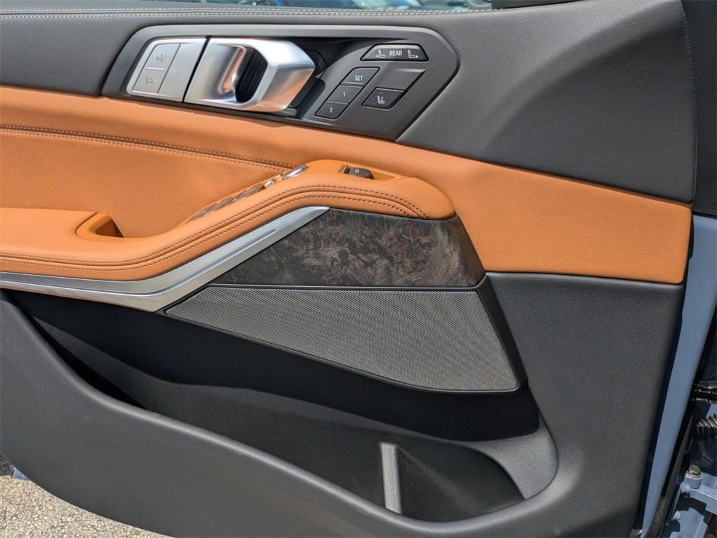 new 2026 BMW X7 car