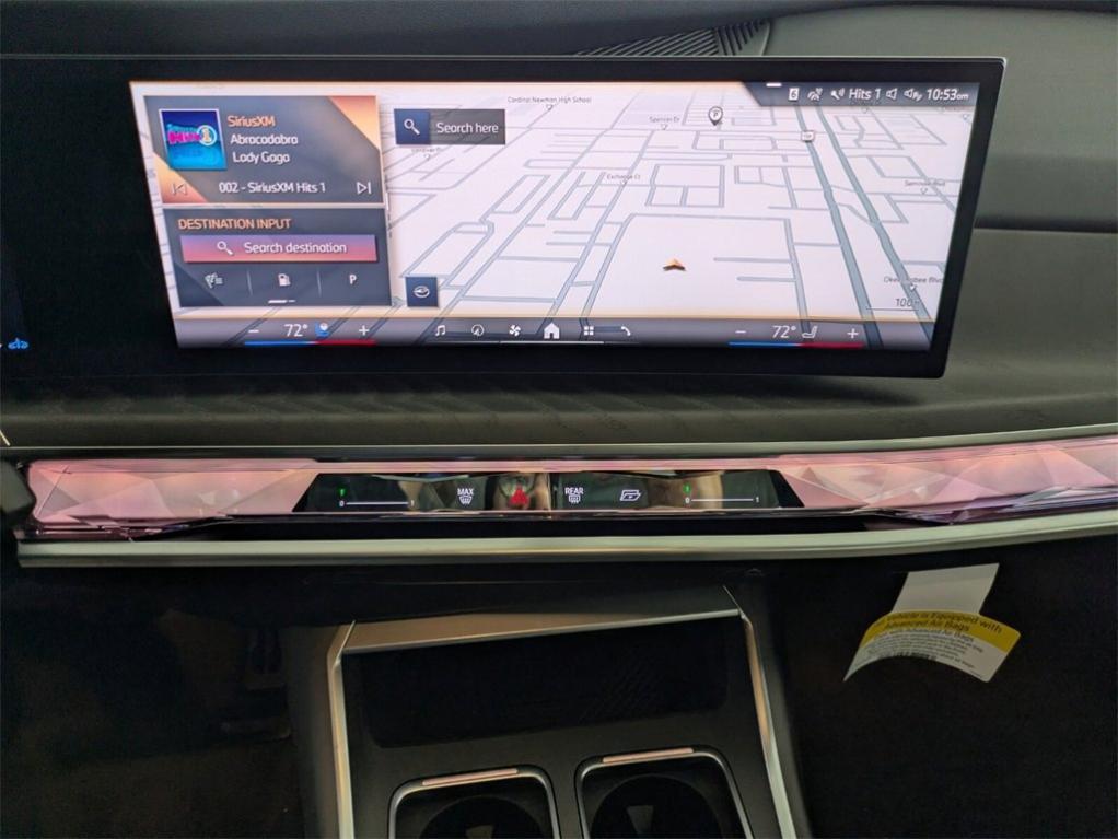 new 2025 BMW 760 car