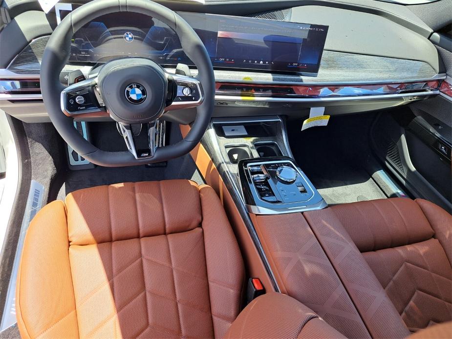 new 2024 BMW 760 car