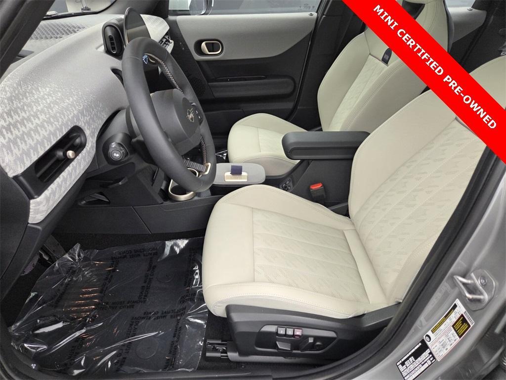 used 2025 MINI Hardtop car, priced at $33,429