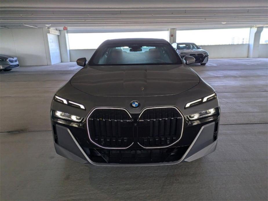 new 2025 BMW 740 car