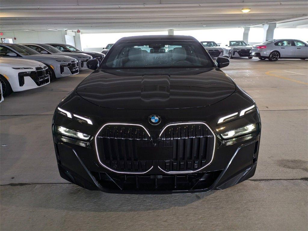 new 2025 BMW 760 car