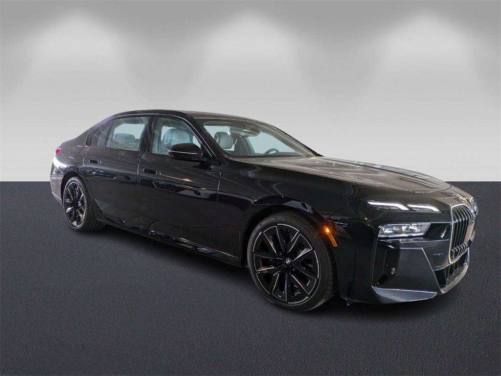 new 2025 BMW 760 car