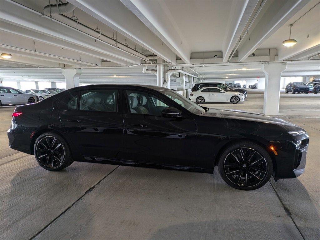 new 2025 BMW 760 car