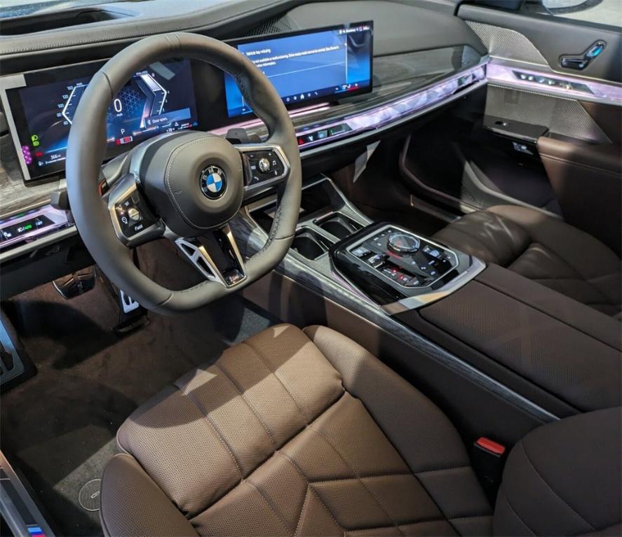 new 2025 BMW 760 car