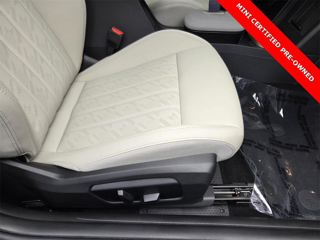 used 2025 MINI Hardtop car, priced at $31,495